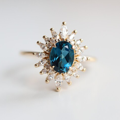 Wholesale Exquisite Vintage 925 Silver Jewelry Green Alexandrite Ring Engagement Ring For Women