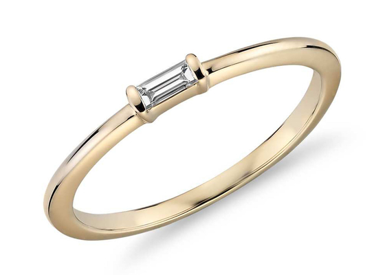 Baguette Cut 9K Gold Ring 2.0×4.0MM 0.11ct Weight Prong Setting Type
