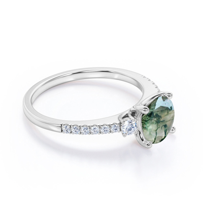 Round Shape Natural Transparent Dendritic Moss Green Agate And Moissanite 3-Stone Engagement Ring