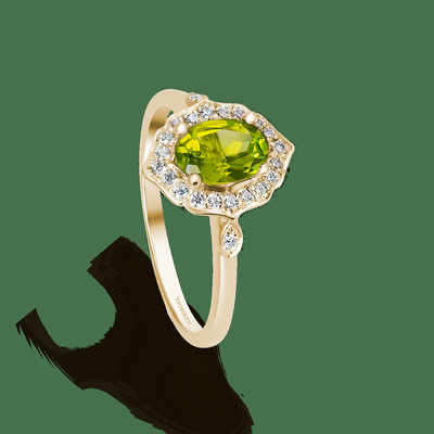Gold oval beautiful, elegant  peridot ring, vintage shape and natural, bright oval peridot