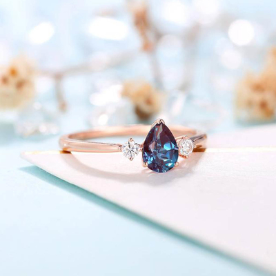 Wholesale 925 Sterling Silver Jewelry Synthetic Alexandrite Engagement Ring Lab Created Alexandrite Ring Set