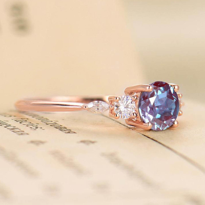 Hot Selling 925 Sterling Silver Pave CZ Rings Oval Cut Alexandrite Stone Engagement Ring