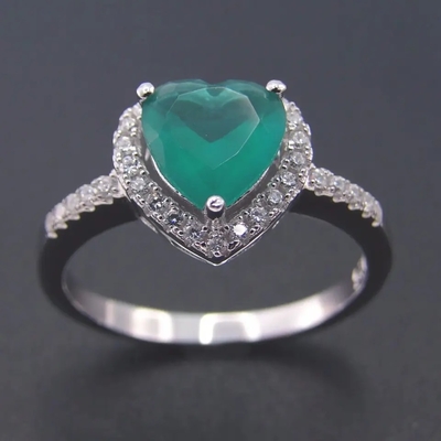 Hot Sale 925 Sterling Silver Heart Shaped Green Zircon Jewelry Sets for Fashion Woman Gift