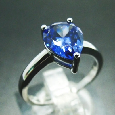 Sterling Silver Green Spinel Ring Fashionable Pear Shape Solitaire Wedding Engagement Ring