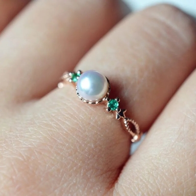 Plated Natural Freshwater Round Cut Pearl Green Emerald Vintage Engagement Ring In Sterling Silver