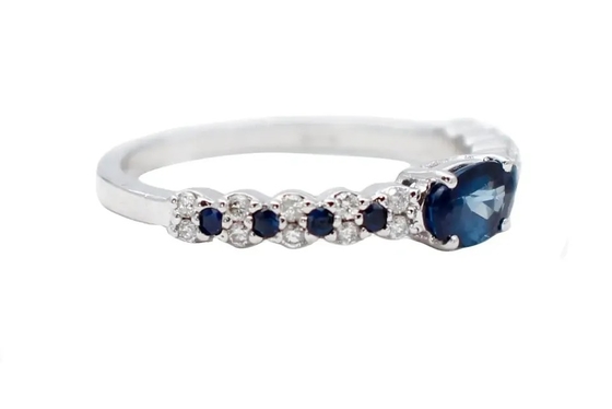 Trendy S925 Sterling Silver Natural Jewelry Sapphire CZ Ring Simple Design For Ladies