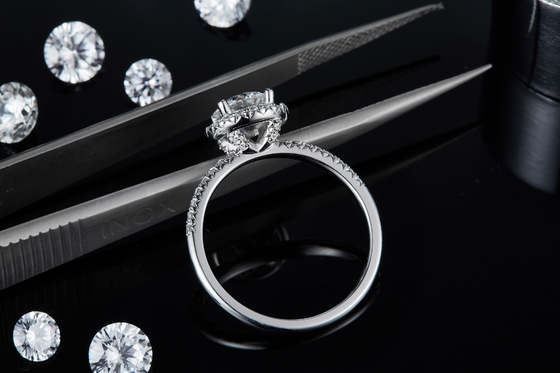 925 Sterling Silver Jewelry Moissanite Engagement Rings Round Shaped Dainty Band Ring