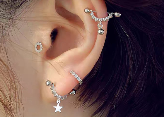 14k 0.2ct Gold Body Piercing Jewelry Earrings Hoop Shape 8mm ODM For Women Girls