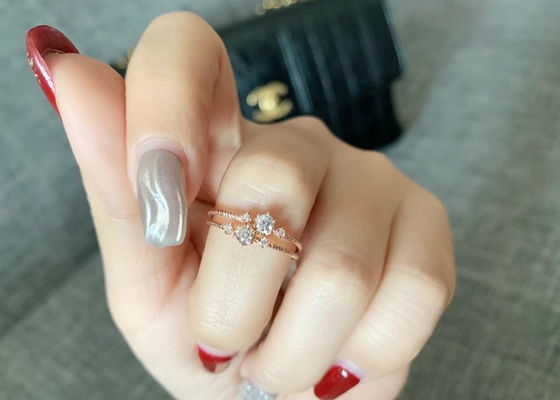 Claw Setting 14k Gold Diamond Ring , 0.1 Ct Diamond Ring For Gift