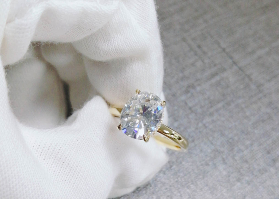 1.5ct Oval Cut Lab Grown Moissanite Ring 14K Gold Material 0.7×0.9cm size