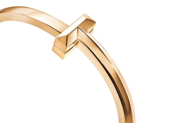 18K T1 Wide Diamond Hinged Bangle 43.31g weight for Anniversary