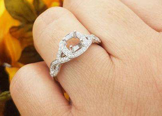 0.38ct 1.3mm 14k White Gold Semi Mount Rings Cushion Cut for Birthday