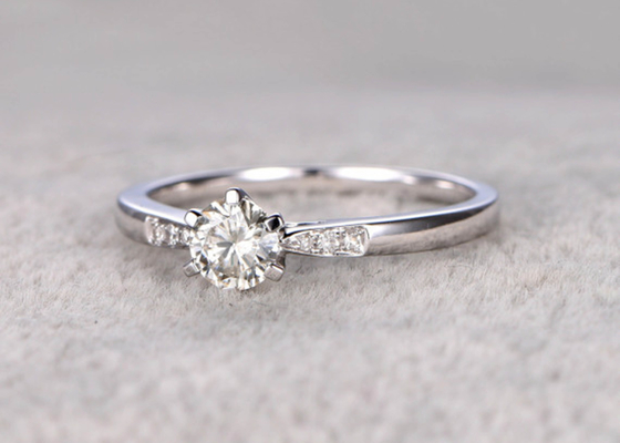 5mm Moissanite Real Diamond Jewellery ring White Gold Material ODM for Daily Wear
