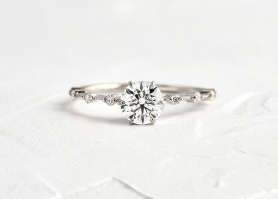1.0ct Moissanite Diamond Rings , Round Cut Engagement Rings 6.5MM ODM