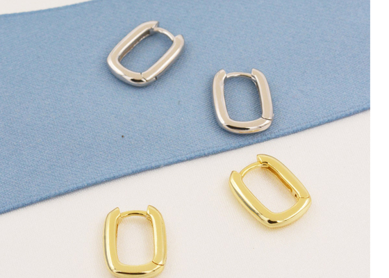 Oval Hoop 9K Gold Earrings 2mm Thickness With 6x10mm Inner Diameter