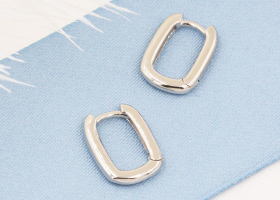 Oval Hoop 9K Gold Earrings 2mm Thickness With 6x10mm Inner Diameter