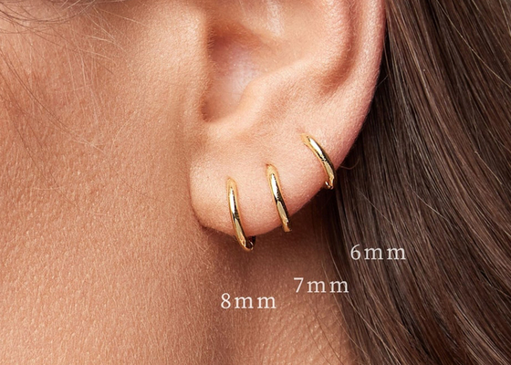 6mm 12mm 9k Gold Huggie Earrings , 10mm Dainty Huggie Hoop Earrings OEM