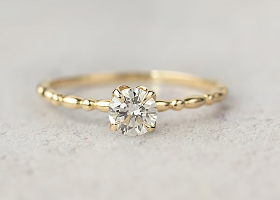 6MM Gold Ring With Solitaire Diamond , 0.8ct Moissanite Diamond Rings ODM