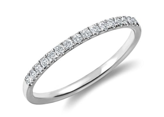 Dainty 1.3mm 9k Silver Ring 925 Silver Material With 0.16Carat Moissanite