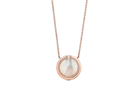 0.05ct Diamond And Mother Of Pearl Circle Pendant 18k Rose Gold material OEM
